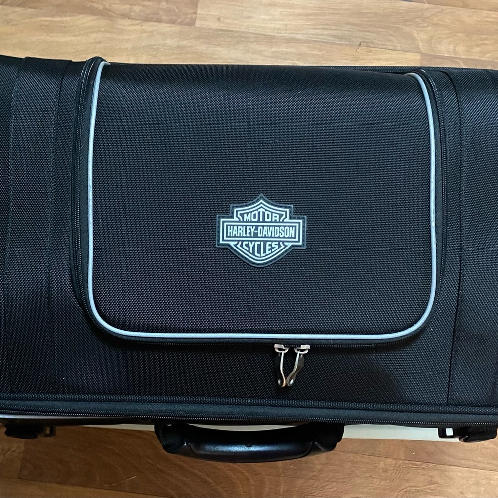 Harley-Davidson Black Luggage Travel Bag with Durable Matte Finish